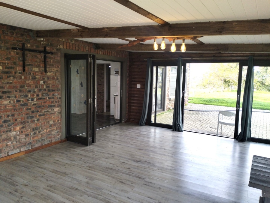 To Let 2 Bedroom Property for Rent in Aalwyndal Western Cape